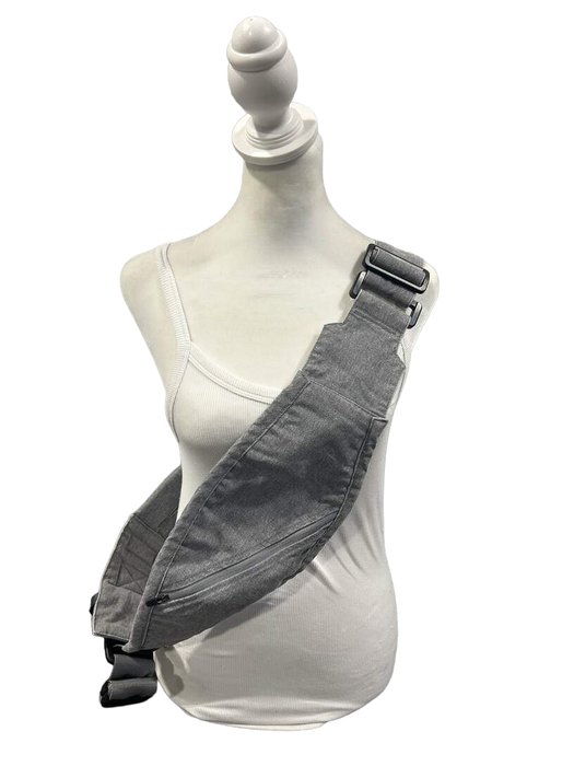 secondhand Gooseket Toddler Sling, Gray