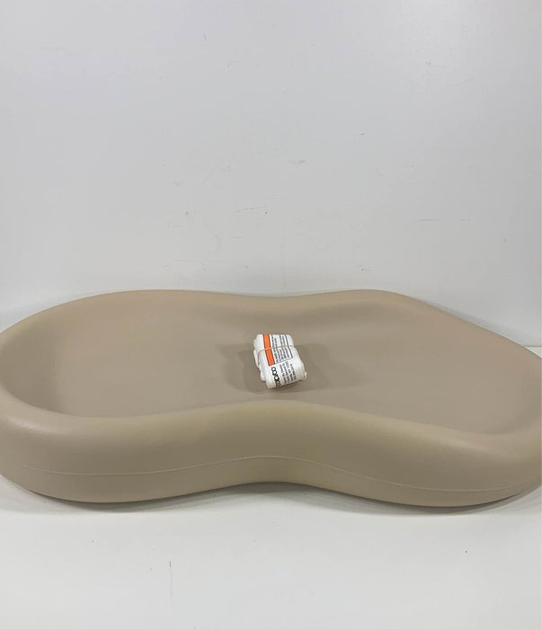 Shop Keekaroo Peanut Changing Pad, Vanilla at GoodBuy Gear