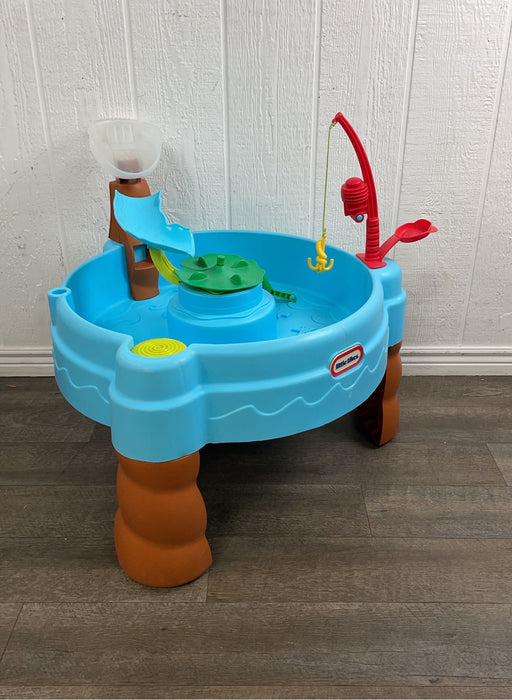 used Little Tikes Fish N Splash Water Table