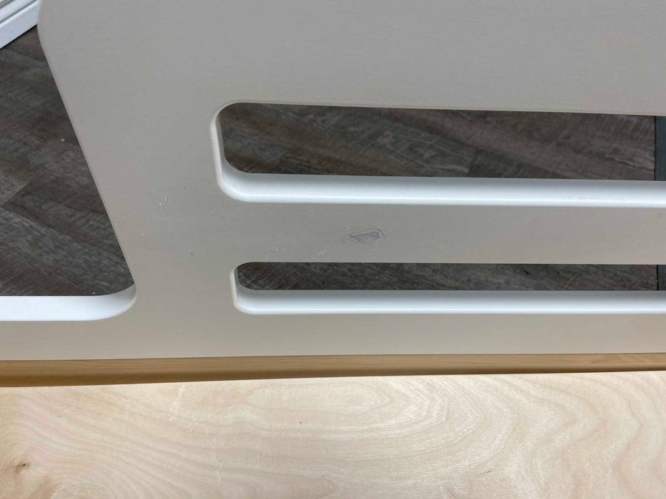 used Oeuf NYC Classic Toddler Bed