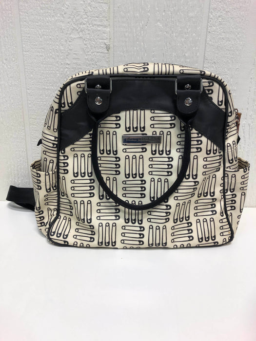 used Petunia Pickle Bottom Altogether Tote