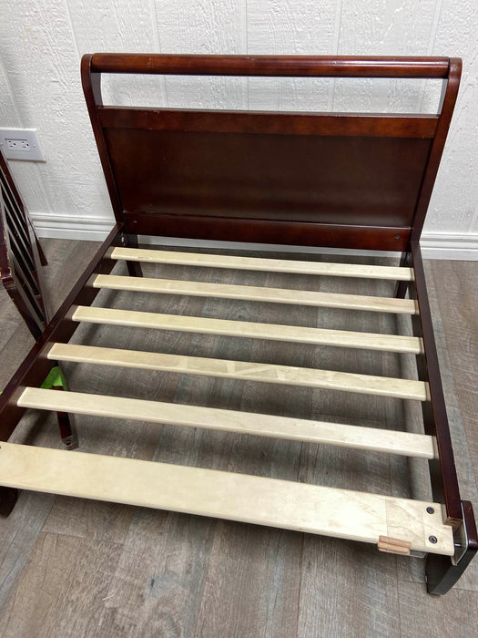 secondhand Delta Children Toddler Bed