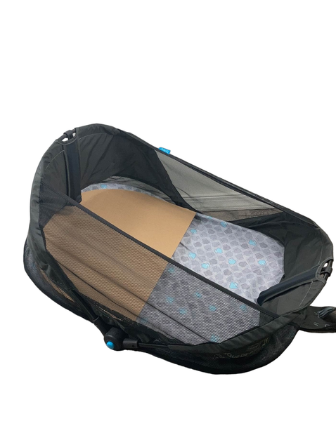 Munchkin Brica Fold 'n Go Travel Pod