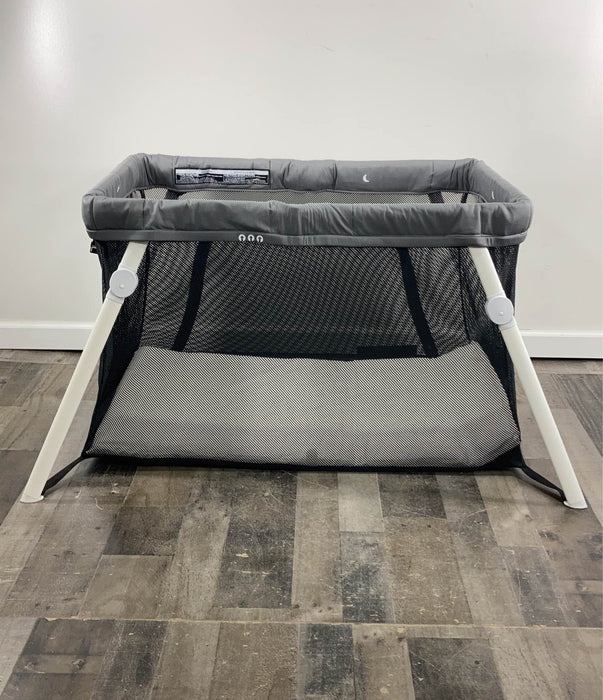 secondhand Guava Family Lotus Travel Crib