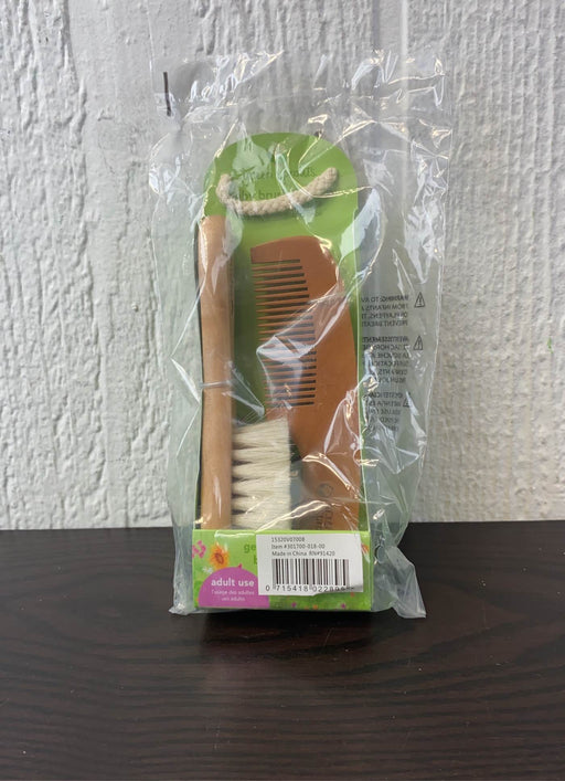 used Green Sprouts Brush And Comb Set