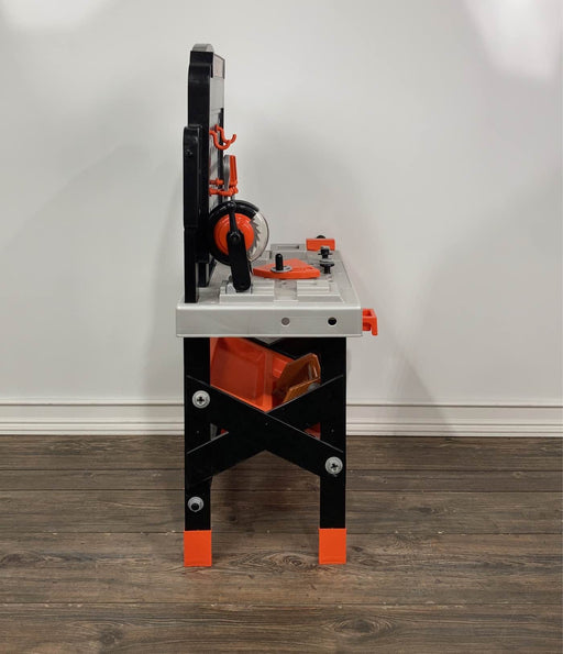 secondhand Black+Decker Tool Bench