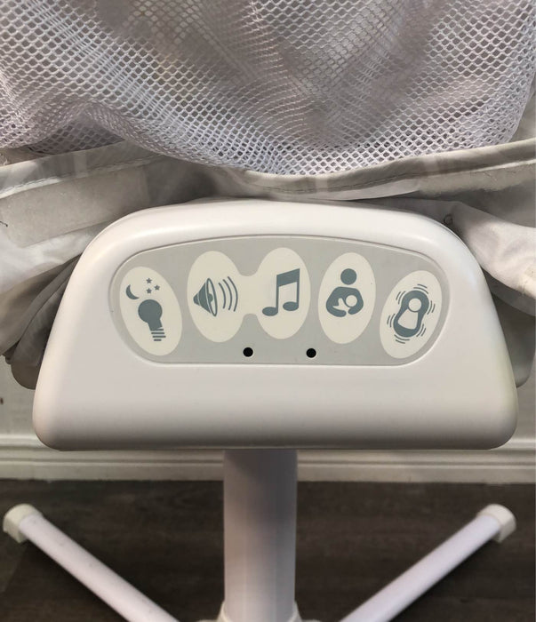 Shop Halo BassiNest Twin Sleeper at GoodBuy Gear