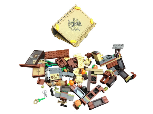 secondhand LEGO LEGO Harry Potter Hogwarts Moment: Herbology Class 76384