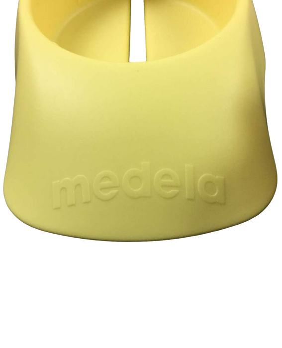 Shop Medela Harmony Manual Breast Pump at GoodBuy Gear