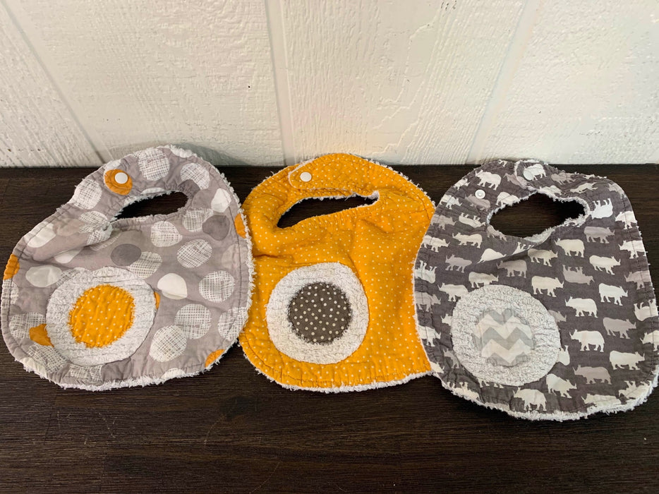 secondhand BUNDLE Baby Bibs