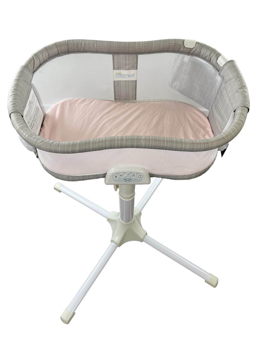secondhand Halo BassiNest Swivel Sleeper Luxe Plus Series