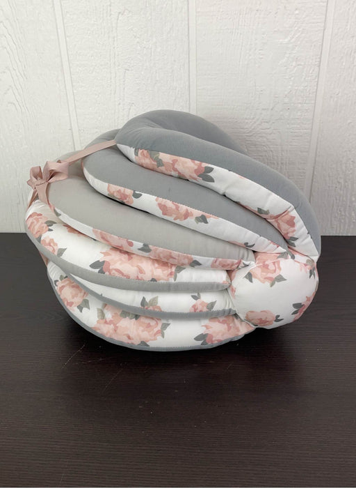 used Infantino Elevate Adjustable Nursing Pillow