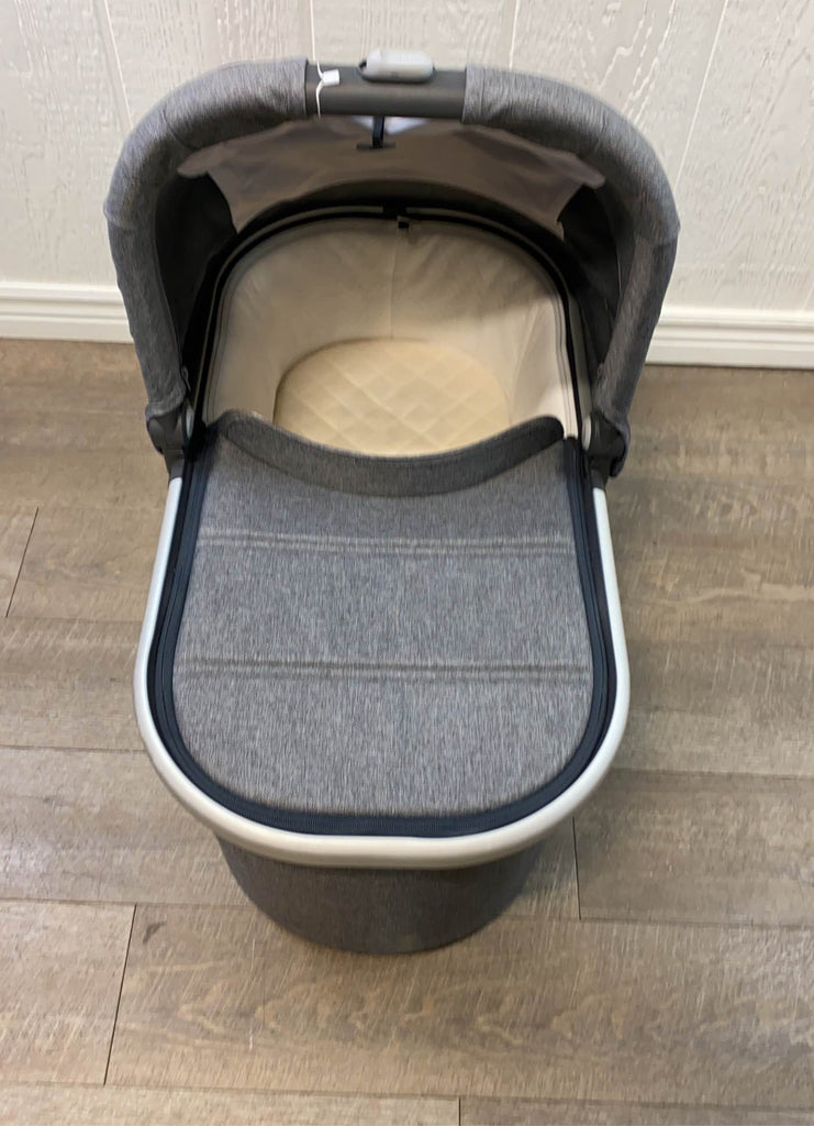 UPPAbaby V2 Bassinet, Jordan(Charcoal Melange)