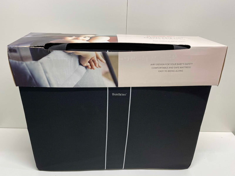 BabyBjorn Travel Crib Light, Dark Green