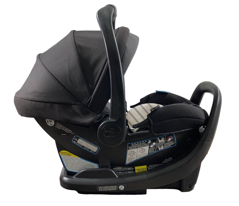 secondhand Graco SnugRide SnugFit 35 DLX Infant Car Seat, 2021, Maison