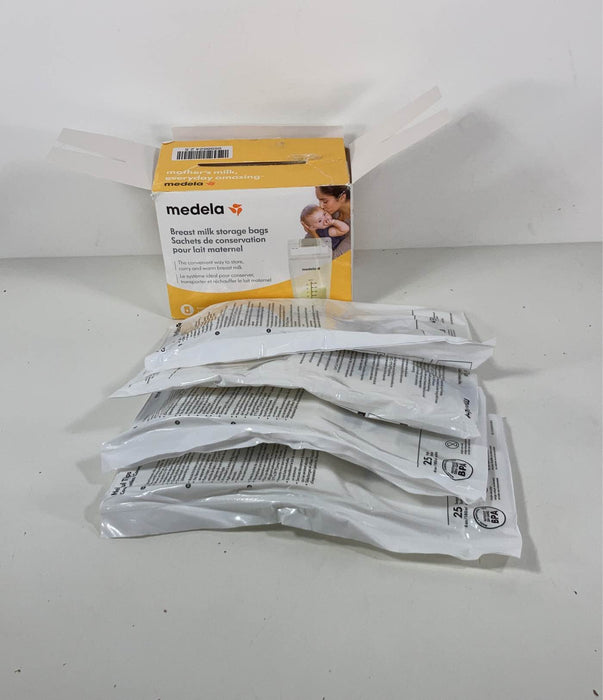 Shop Medela Milk Storage Bags at GoodBuy Gear