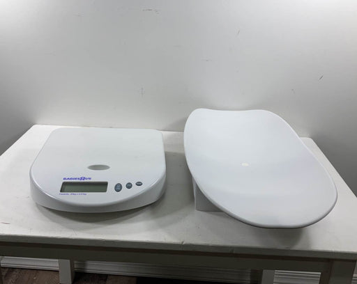 used Babies R Us Infant and Toddler Scale