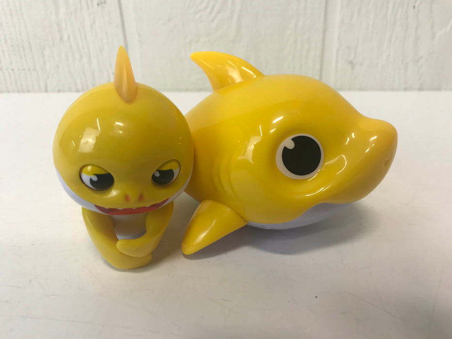 used BUNDLE Baby Shark Toys