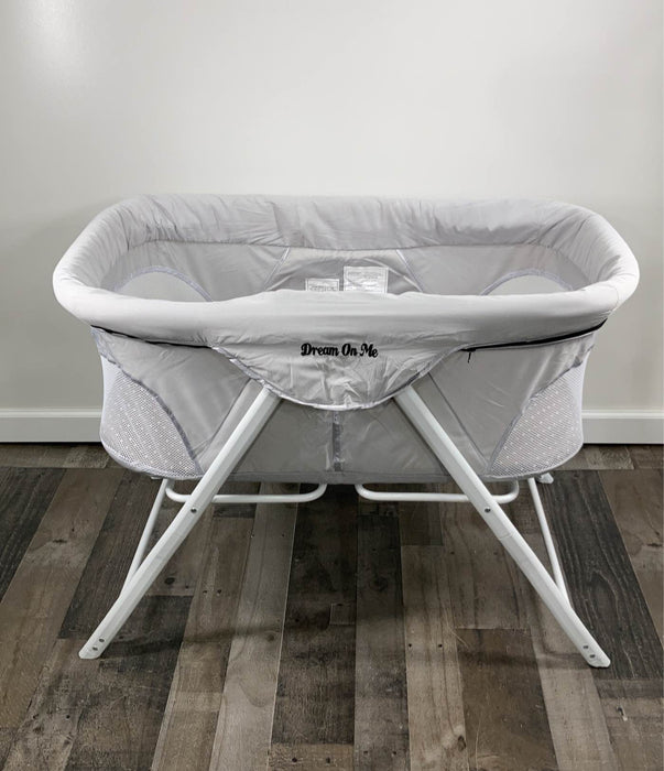 Shop Dream On Me Traveler Portable Bassinet at GoodBuy Gear