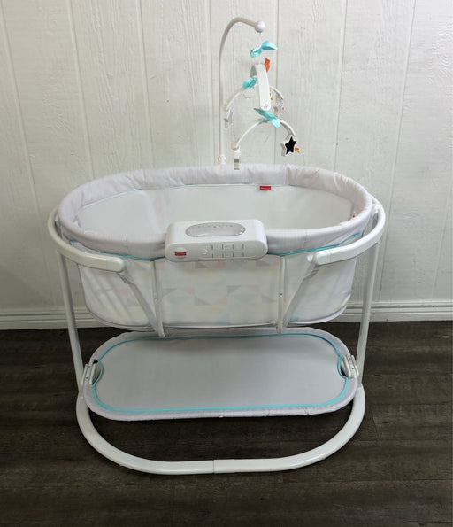 used Fisher Price Soothing Motions Bassinet