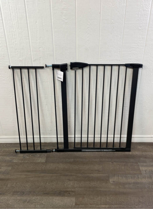 used Munchkin Easy Close Extra Safety Gate