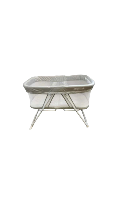 secondhand MiClassic Rocking Bassinet One-second Fold Travel Crib