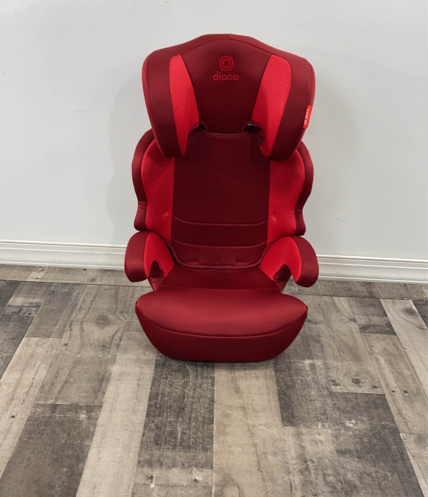 Diono Everett NXT Booster Seat Red