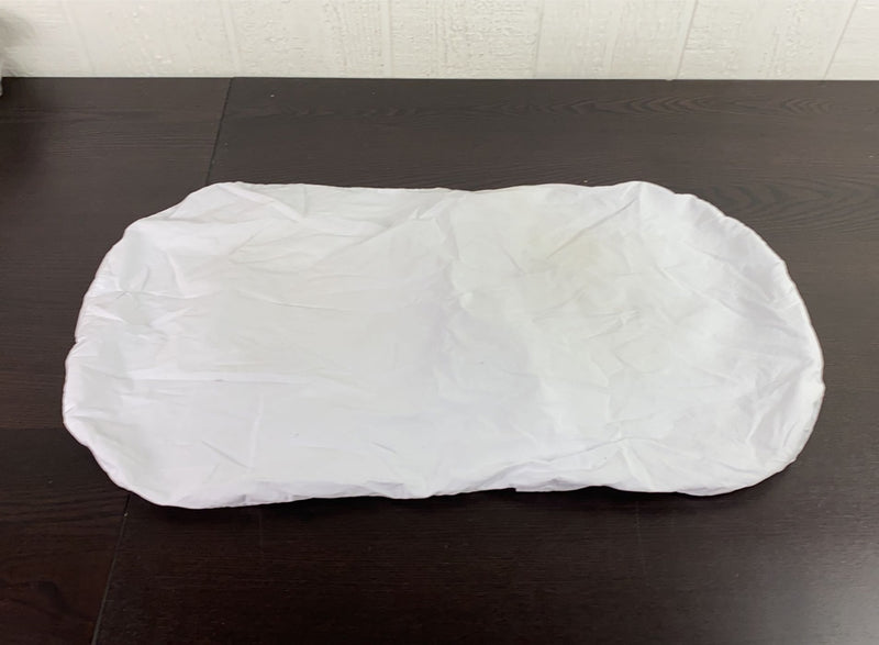 Halo BassiNest Swivel Sleeper, Essentia Series, With Infant Insert and