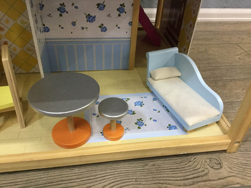 Kidkraft Dollhouse