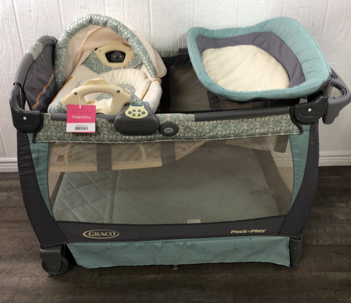 used Graco Pack 'n Play Playard Cuddle Cove