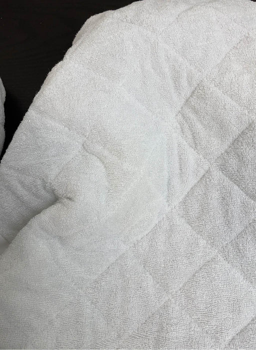 secondhand Biloban Bassinet Mattress Pad