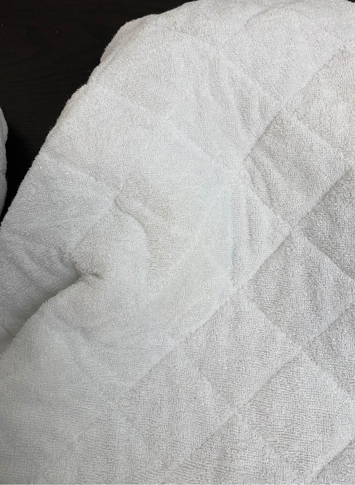 secondhand Biloban Bassinet Mattress Pad