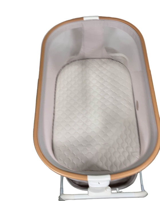 Shop Maxi-Cosi Iora Bedside Bassinet, Horizon Sand at GoodBuy Gear