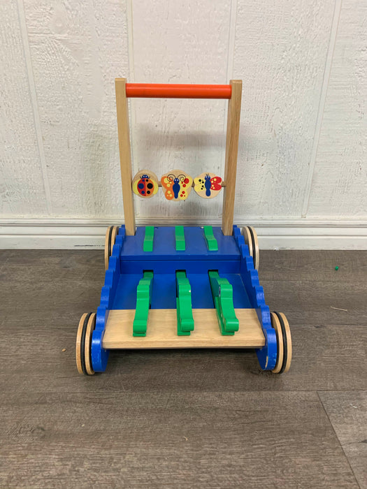 secondhand Melissa & Doug Deluxe Chomp and Clack Alligator Wooden Push Toy And Activity Walker