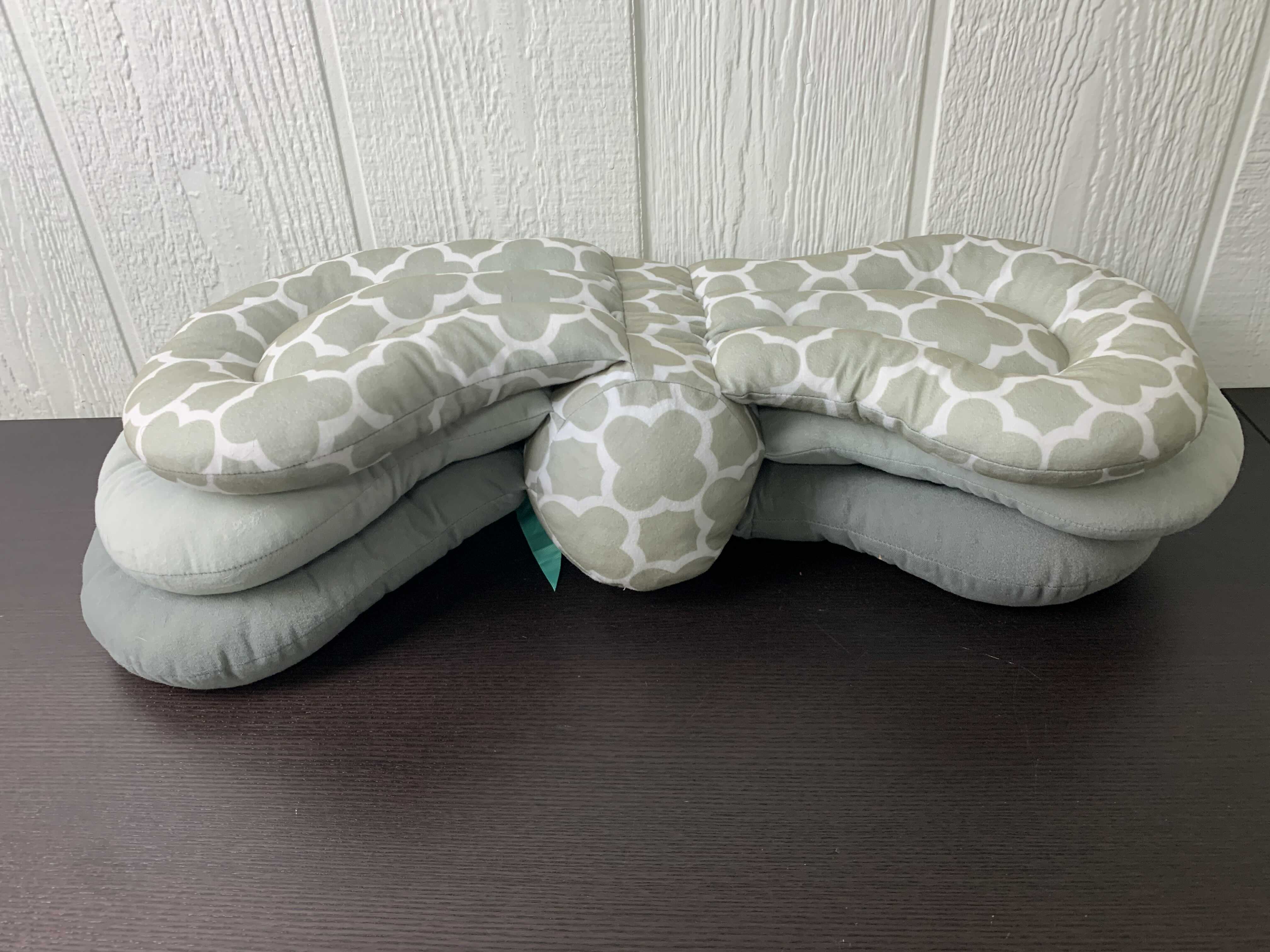 Infantino Elevate Adjustable Nursing Pillow
