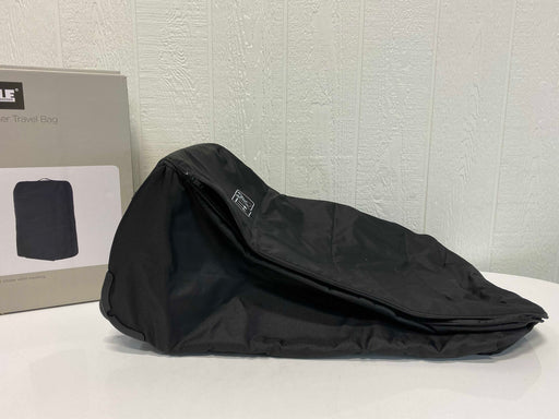 used Thule Sleek Travel Bag