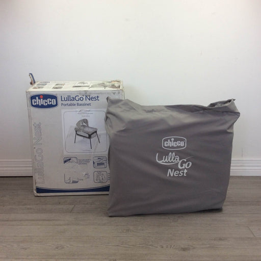 used Chicco Lullago Travel Crib, In vanilla 