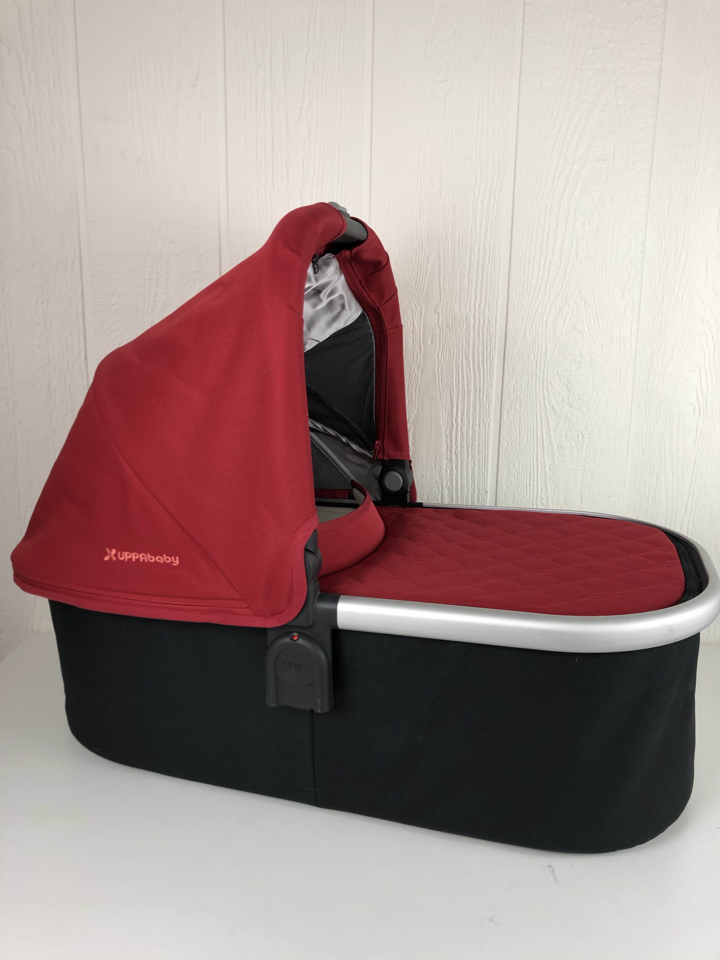 Uppababy 2025 bassinet red