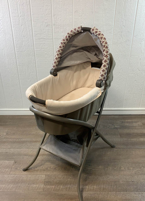 used Graco Day2Night Portable Bassinet And Stand