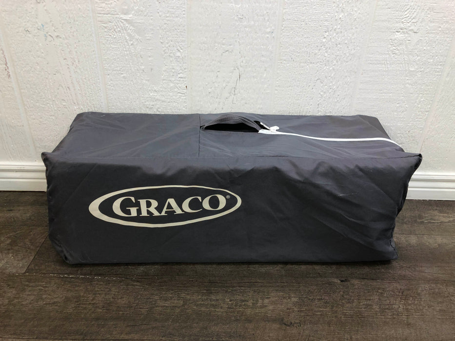 Graco Pack N Play Care Suite