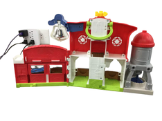 secondhand Fisher Price Little People Caring For Animals Farm