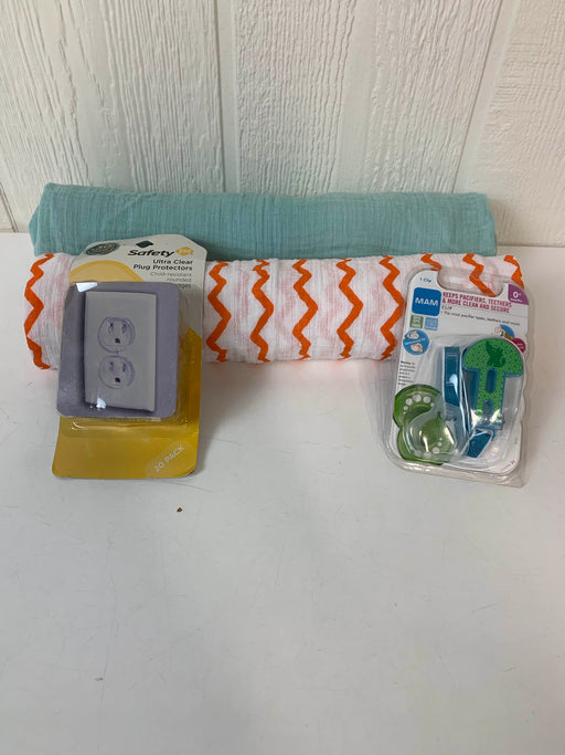 used BUNDLE New Baby Essentials