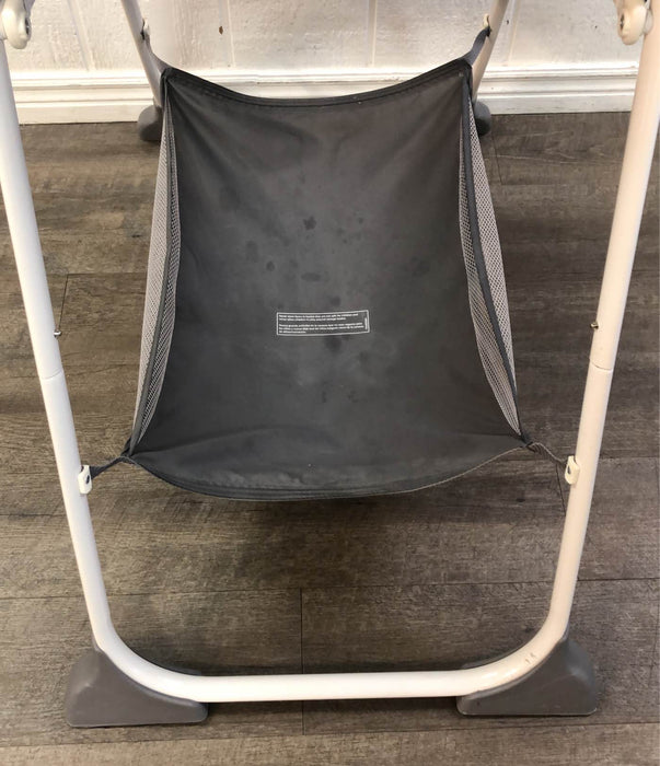 Shop Graco SlimSnacker High Chair at GoodBuy Gear