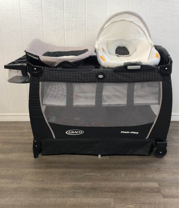 secondhand Graco Pack 'n Play Newborn2Toddler