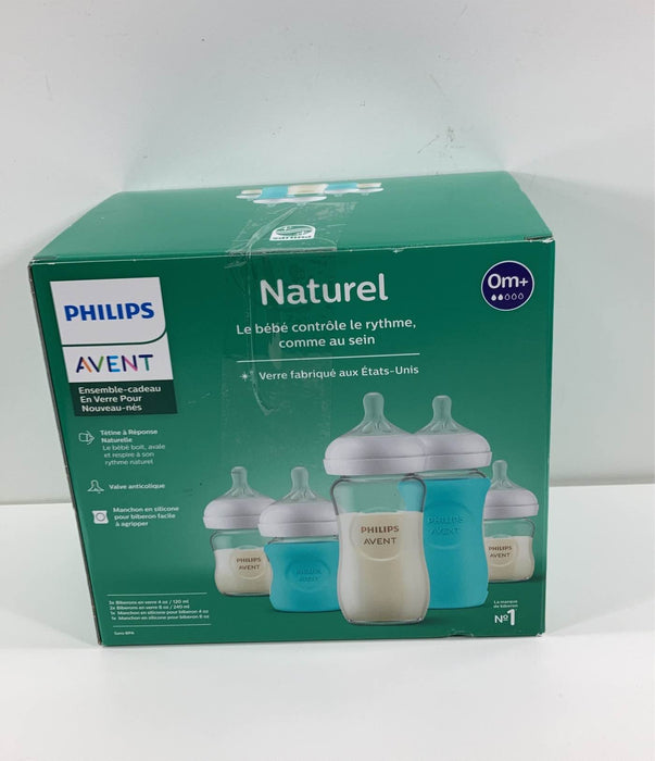 secondhand Philips Avent Glass Bottle Newborn Starter Gift Set