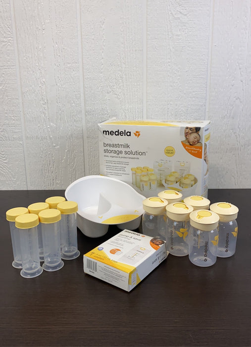 secondhand Medela Breast milk Storage Solution