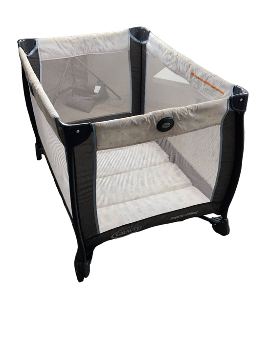 secondhand Graco Pack ‘n Play Playard Anywhere Dreamer