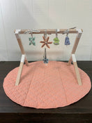 used Crate & Kids Modern Baby Gym And Playmat