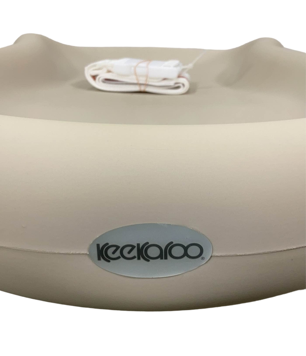 Shop Keekaroo Peanut Changing Pad, Vanilla at GoodBuy Gear