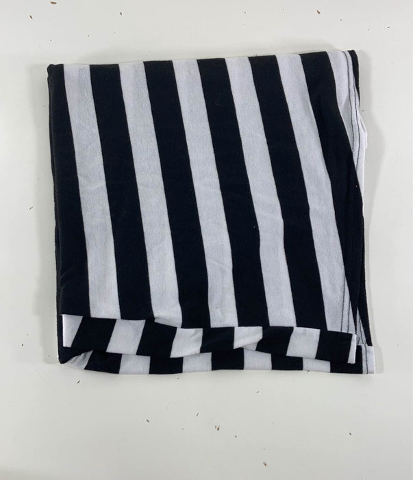 Shop Breastfeeding/Car Seat/High Chair Cover at GoodBuy Gear